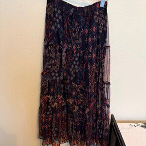 ARCELLIS TIERED SKIRT